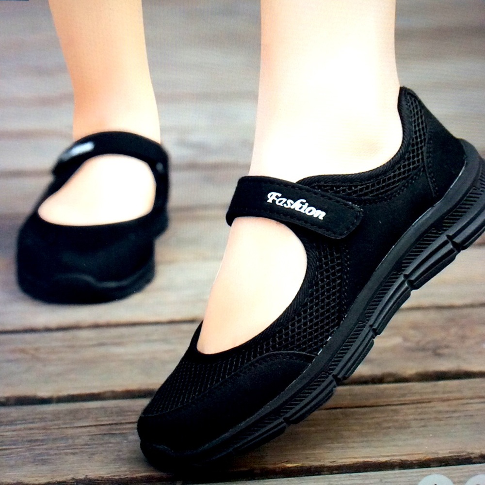 High Quality Mesh, Breathable, Lightweight Shoes